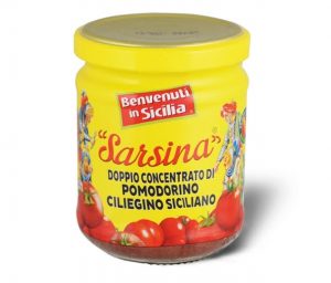 Contorno cherry tomatoes sarsina for pasta, soups, cooking meat and in modern and fast recipes such as bruschetta and sandwiches.