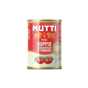 Mutti double tomato concentrate puree is obtained by evaporating the juice of red, ripe tomatoes. 100% Italian Tomatoes.