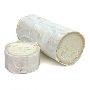 Goat log cheese 1kg chevre'. Matured for three weeks, maintaining a slight crumbly texture characteristic of this type of goat’s cheese.