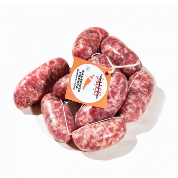 Salcis sausage chilli 300g. Tuscan fresh sausages in chilli flavour, vacuum packed. Salsiccia con peperoncino suotovotto.