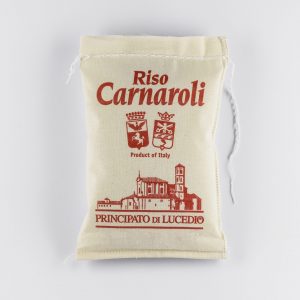 PRINC. DI LUCEDIO RISO CARNAROLI 20x500g bag. It is a group “long A” Japonica type rice. Carnaroli is the most prestigious variety of Italian rice, used in every region.