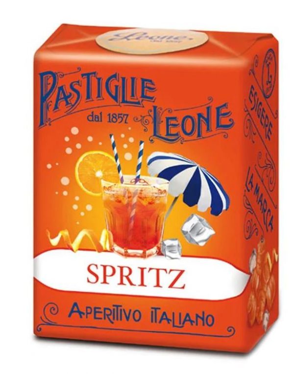 LEONE SPRITZ PASTILLES 18x30g. Carry the aperitif in your pocket: with the Spritz Leone Pastiglie, you can dedicate yourself to a moment of light-heartedness when and how you want.
