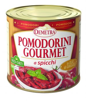 DEMETRA MID-DRIED TOMATO GOURMET 780g TIN. Italian tomatoes, lightly sundried, cut in quarters and preserved in sunflower oil with spices. With their delicate flavour, they are ideal as an appetizer, side dish or as pizza toppings, sandwich fillings and pasta dishes.
